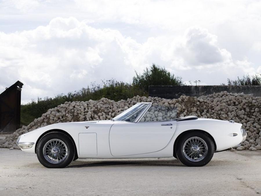  Toyota 2000GT Convertible 1966 года  (фото 3 из 6)